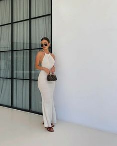 Dress For Rehearsal Dinner Guest, Dinner In Tulum Outfit, Chic Knit Vacation Dress, White Ribbed Vacation Dress, Tulum Outfits Ideas, White Knit Beachwear Dress, Chic Off-white Beach Midi Dress, Old Money Summer Outfits, Old Money Summer