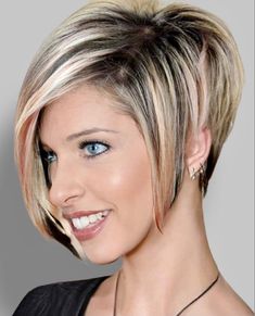 Bob Lung, Hair Pic, Asymmetrical Bob, Cool Short Hairstyles, Chin Length Hair