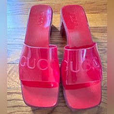 Good Condition, Low Signs Of Wear, Authentic, It 36/ Us 6 Jelly Slides, Shoes Gucci, Gucci Shoes, Slide Sandals, Women's Shoes Sandals, Hibiscus, Red Color, Jelly, Shoes Sandals