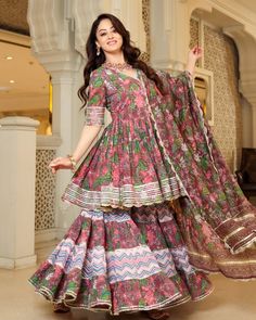 Designer Indian Outfits, Wedding Outfits Indian, Suits For Women Indian, Fancy Sarees Party Wear, Desi Fashion Casual, Pakistani Fancy Dresses, Traditional Indian Outfits, Dress Design Patterns, Designer Outfits