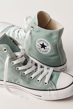 Chuck Taylor All Star Hi Top Converse Trainers in Herby Cute Converse For Women, Converse Shoes Colors, Light Green Converse, All Star Aesthetic, Cute Sneakers For Women, Hi Top Converse, Cute Converse Shoes, Cute Converse, Pretty Sneakers