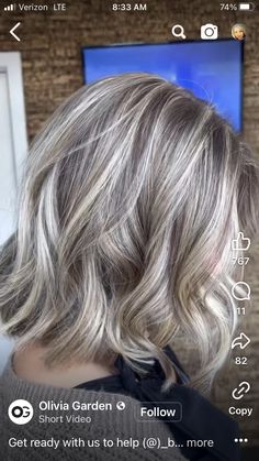 Grey Hair Transformation, Silver Blonde Hair, Medium Hair Styles For Women, Haircuts For Medium Length Hair, Dark Roots Blonde Hair, Silver Blonde, Blending Gray Hair, Ash Blonde Hair