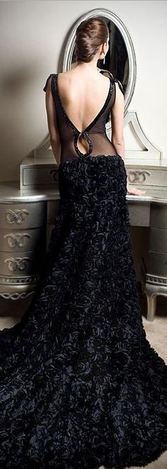 BIEN SAVVY 2013 Formal Gown, Dresses Evening, 2015 Fashion, Marchesa, Beautiful Gowns, The Mirror, Dream Dress