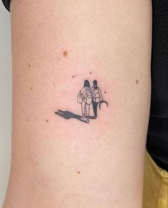 Coordinated Tattoo Ideas, Small Painting Tattoos, Leaving Home Tattoo, Tiny People Walking Tattoo, Meaning Of Life Tattoo, Little People Tattoo, Art Gallery Tattoo, People Tattoos, Illusion Tattoos