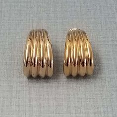 GIVENCHY vintage goldtone clip earrings #earrings #elongated #GivenchyJewelry #Givenchy #DesignerJewelry #DesignerEarrings #ClipEarrings #VintageJewelry #GoldToneEarrings #DangleEarrings Clip Earrings Vintage, Gold Brass Huggie Earrings For Formal Occasions, Vintage Gold Metal Earrings, Retro Brass Earrings For Formal Occasions, Clip-on Yellow Gold Earrings, Gold-plated Gold Clip-on Earrings For Anniversary, Vintage Metal Hoop Earrings For Formal Occasions, Metal Drop Clip-on Earrings For Anniversary, Gold Metal Clip-on Earrings For Formal Occasions