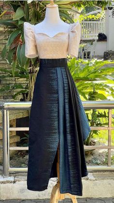 Modern Filipina Dress, Oath Taking Outfit Women Filipiniana, Up Graduation Sablay, Filipiniana Outfit Ideas, Ninang Dress For Wedding Philippines, Modern Filipiniana Dress For Graduation, Filipiniana Dress Modern, Modern Filipiniana Wedding, Filipiniana Outfit