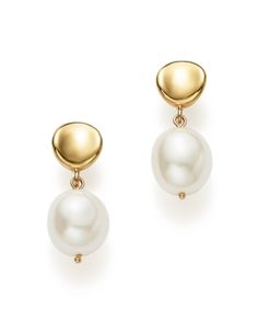 A classic pair of cultured freshwater pearl drop earrings set in 14K yellow gold. Tiffany Pearl Earings, Pearl Earrings Studs Classy Gold, Elegant Round Pearl Earrings, Culture Pearl Earrings, Fine Jewelry Pearl, Yellow Gold Pearl Earrings, Southsea Pearls Earrings, Classic High Luster Pearl Drop Earrings, Classic Yellow Gold Pearl Earrings With High Luster