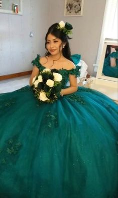 Emerald Green Fifteen Dress, Dark Green Quinceanera Dresses, Quince Green, Dream Quinceanera, Ball Gown Sweet 16