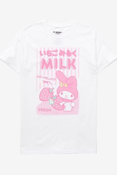 Mmmm... strawberry milk! This white tee features a pink design of My Melody, Japanese text, "Milk" and strawberries. My Melody Strawberry, Sanrio Clothes, Japanese Text, Kawaii Shirts, Sanrio My Melody, Japanese Tshirt, Cute Strawberry, Strawberry Milk, Girls T Shirt