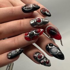 Halloween Junk Nails, Horror Nails, Holloween Nails, Junk Nails, Mens Nails, Hippie Nails, Punk Nails, Gothic Nails, Grunge Nails