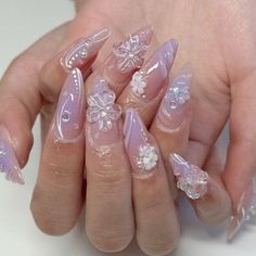 summer purple floral tropical nail inspo lavender jelly nails gel-x gel extensions Lavender Nails Aesthetic, Glinda Nail Designs, Purple Nails Quinceanera, Lavender Floral Nails, Lavender Nail Design Ideas, Purple Nail Aesthetic, Tangled Nail Designs, Quince Nail Ideas, Nail Inspo Lavender