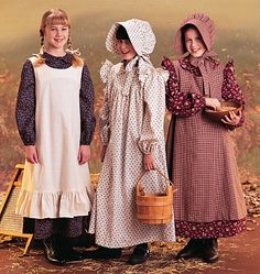 pattern Prairie Dress Pattern, Little House On The Prairie Dress, Amish Dress, Pioneer Costume, Pioneer Dress, Prairie Dresses, Costume Sewing, Simplicity Patterns Dresses