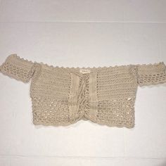 Top Can Be Adjusted In Center For Desired Fit. Never Worn Even Though Tags Are Removed Super Cute For Summer Time. Bought From Boutique Knit Crop Top, Knit Crop, Summer Time, Crop Top, Super Cute, Womens Tops, Crop Tops, Boutique, Knitting