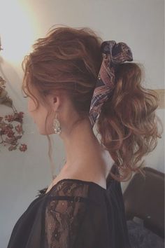 Curly Hair Updo, A Ponytail, Hair Arrange, Peinados Fáciles Para Cabello Corto, Grunge Hair, Dream Hair, Aesthetic Hair, Hair Dos, Pretty Hairstyles