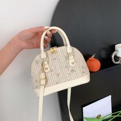 Fashion Lace Top-handle Bags For Women Casual Patchwork Straw Shoulder Bag Ladies Handbags Shell Crossbody Bags material: straw + pu ;size: 21cm * 15cm * 8cm ;color: black, beige, brown, khaki ;Note: because the display different, there may be a slight color difference Portable Top Handle Phone Bag For Daily Use, White Portable Bag With Top Handle, Spring Top Handle Mobile Phone Bag, White Portable Top Handle Bags, Spring Top Handle Shoulder Bag With Mobile Phone Pocket, Spring Shopping Satchel With Mobile Phone Bag, Beige Top Handle Satchel With Mobile Phone Bag, Portable Satchel Shoulder Bag For Spring, Beige Handheld Portable Bag