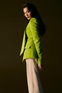 Make a statement this fall with the Avocado Elegant Chillton Jacket Blazer, a dashing garment sure to turn a few heads. Chic and classy, this elegant blazer perfectly captures the sophistication of autumn with its timeless and tasteful design. Wear it with confidence and stand out from the crowd. Elegant Blazers, Good Girl, Model Fits, Jacket Blazer, All Brands, Wear It, Luxury Branding, Double Breasted, Blazer Jacket