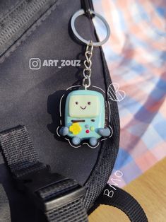 DIY clay keychain BMO | art_zouz Diy Clay Keychain, Cute Diy Room Decor, How To Make Clay, Polymer Clay Animals, Polymer Clay Dolls, Polymer Jewelry, Cute Diys