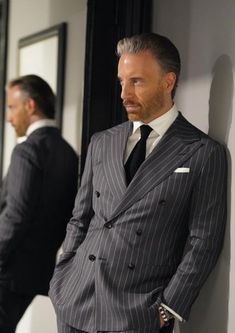 Grey Pinstripe Suit Men, Charcoal Suit Men, Christopher Korey, Nice Suits, Double Breasted Suit Men, Charcoal Blazer, Grey Pinstripe Suit, Grey Suit Men, Smart Fashion