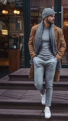 Christmas Men Outfit, Men's Scarves, Outfit Hombre, Streetwear Inspiration, Mens Fashion Style, Winter Street, Monochrome Fashion