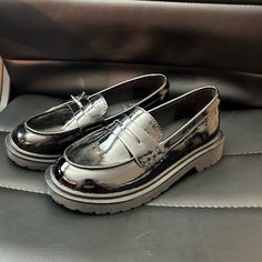 Brand New With Tags Size 1 Shiny Patent Leather Cute Chunky Style $25 Open To Offers Loafers Winter Outfit, Loafers Winter, Girls Loafers, Leather Shoes For Women, Kids Art Class, Gunmetal Grey, Hot Outfits, Shoe Lover, Art Class