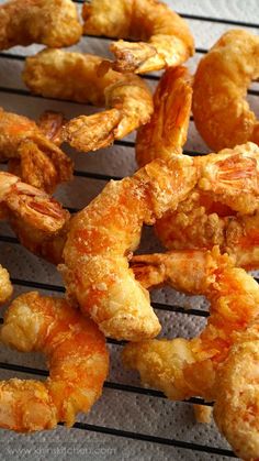 some fried food is sitting on a grill