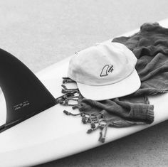 Surfergirl Style, Surf Boy, Surf Hats, Surf Apparel, Corduroy Hat, Ocean Photos, Surf Brands, Surf School