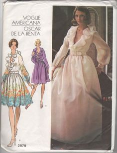 Vintage Oscar de la Renta Wedding Dress // Original Vogue Americana Sewing Pattern // Formal Evening Gown // Size 12 Bust 34 No. 2879 Dresses Punjabi, 70s Vogue, Evening Gown Pattern, Dresses Corset, Vestidos Retro, Vogue Vintage, Americana Vintage, Wedding Dress Flowy, Fashion Formal