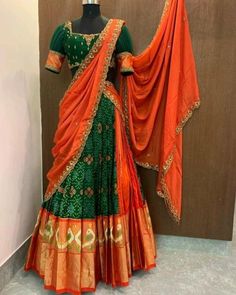 Traditional Half Saree Designs, Langa Voni Half Saree, How To Stitch Blouse, Lehengas Designs, Pallu Designs, Beautiful Lengha, Kalamkari Dress, Blue Blouse Designs, Langa Voni