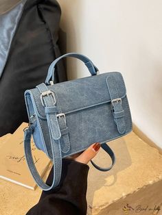 Color: Blue Blue Crossbody Bag, Trendy Handbags, Bag Style, Square Bag, Cambridge, Fashion Bags, Pu Leather, Crossbody Bag, Handbags