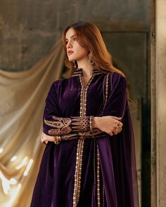 Mayon Dresses, Eid Outfit Ideas, Elegant Fashion Outfits, Desi Outfits, Modest Evening Dress, Eid Outfit, Womens Trendy Dresses, Casual Indian Fashion, Pakistani Fancy Dresses