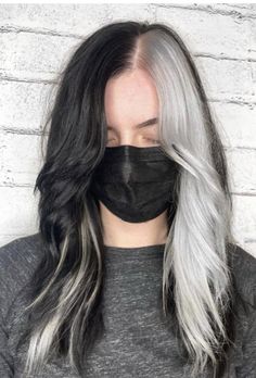 Half Money Piece Hair, Half Half Hair Color, Two Tone Split Hair Color Ideas, Black And White Hair Color, Half Black Half Blonde Hair, Half Blonde Half Black Hair, Half And Half Hair Color, White Hair Highlights, Half Dyed Hair