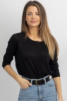 Casual Black Fine Knit Top, Casual Black Long Sleeve Fine Knit Top, Versatile Crew Neck Knit Top For Work, Black Fine Knit Long Sleeve Crew Neck Top, Crew Neck Blouse For Layering, Everyday Fine Knit Black Top, Black Long Sleeve Top For Layering, Versatile Black Crew Neck Sweater, Versatile Long Sleeve Top For Everyday