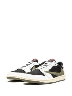 Jordan x Travis Scott Air Jordan 1 Low OG “Olive” Sneakers - Farfetch Zapatillas Air, Rapper Travis Scott, Olive Sneakers, Jordan Wings, Wings Logo, Round Logo, Swoosh Logo, Air Jordan 1 Low, Jordan 1 Low