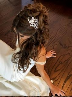 Hair Ideas For Wedding, Gold Headpiece Wedding, Head Wings, Wedding Hairstyles And Makeup, Wedding Headpieces, Silver Head Piece, Bridesmaid Hair Half Up, Peinados Recogidos, Wedding Hair Inspiration