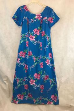 Hilo Hattie Vintage Blue Pink Flowers Hibiscus Muumuu Hawaiian Dress Size M | Clothing, Shoes & Accessories, Vintage, Women's Vintage Clothing | eBay! Moomoo Dress Muumuu, Muumuu Dress Hawaiian, Moomoo Dress, Hawaii Clothes, Hawaiian Muumuu, Flowers Hibiscus, Vintage Hawaiian Dress, Hawaiian Maxi Dress