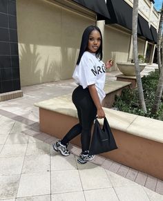 Balenciaga Outfit Black, Balenciaga Outfit Women, Balenciaga Outfit, Outfit Black Women, Streetwear Girl, Fly Outfit, Cute Birthday Outfits, Dressy Casual Outfits