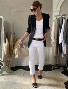 Summer Shopping Outfit Casual, Fall Outfits Women Over 50 Classy, Outfits Primavera 2023, Easy Everyday Outfits, Outfits For Women Over 50, Outfits Aesthetic Summer, Aesthetic Summer Outfits, Summer Outfits Aesthetic