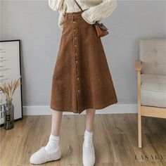 Lasaky - Vintage and Fashionable Half-Length Skirt with Corduroy Material and Winter Theme Vintage Winter Fashion, Corduroy Dresses, Midi Skirt Winter, Lady Silhouette, Maxi Skirt Winter, Rok Midi, Stylish Umbrella, Jacquard Midi Skirt, Umbrella Skirt