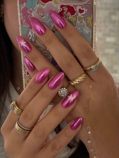 hot pink chrome almond shaped star nails Pink Chrome Nails Valentine, Cool Almond Acrylic Nails, Pink Chrome Nails With Stars, Hot Pink Chrome Nails Short, Pink Chrome Star Nails, Hot Pink Chrome Nails Designs, Hot Pink Chrome Nails Almond, Pink Chrome Nails With Design, Star Pink Nails