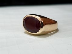 "Natural Dark Red Ruby Signet Ring, 925 Solid Sterling Silver Red Ruby Oval Gemstone Ring, 22K Yellow Gold Ring, Copper Ring Jewelry Item Detail: Color: Red Gemstone: Natural Ruby Metal: 925 Sterling Silver Stone Size: 10x14 mm Please select any size or Metal you want from drop down menu. SHOP JEWELLERYVILLA> https://www.etsy.com/in-en/shop/jewelleryvilla FAST, FREE SHIPPING AND HANDLING TIME Handling Time: We take handling time of 3 Business Day from the date of receipt of the payment after rec Ruby Signet Ring, Mens Emerald Rings, Star Ruby Ring, Red Stone Ring, Copper Ring, Red Gemstones, Gold Filled Ring, Copper Rings, Silver Rings Handmade