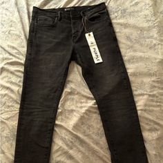 These Are Purple Jeans Which Have A Tag On The Front And Back Which Is Kept On Usally For Fashion As Everyone Who Buys It Does And It’s A Popular Brand. Purple Tag Jeans, Purple Jeans Brand, Purple Snow, Tag Jeans, Purple Jeans, Mens Straight Jeans, Fit Ideas, Jeans Color, Jeans Brands