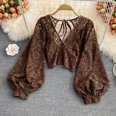 Women Lace Blouse, Mode Hippie, Lace Blouse Long Sleeve, Estilo Hippie, Earthy Outfits, Puff Long Sleeves, Mode Inspiration, Looks Vintage, Lace Blouse