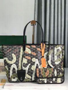 Size: 34cm*15cm*28cm It comes with Dust box, Care manual, Tag, and Paper bag. Goyard Saint Louis, Miami Luxury, Washington Seattle, Goyard Bag, Hot Bags, Blue Camouflage, Small Tote Bag, Usa Accessories, Graffiti Styles