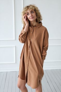 Casual Collared Shirt Dress For Fall, Solid Color Collared Shirt Dress With Relaxed Fit, Collared Solid Color Shirt Dress With Relaxed Fit, Collared Shirt Dress In Relaxed Fit, Collared Shirt Dress In Solid Color With Relaxed Fit, Oversized Solid Shirt Dress For Fall, Classic Fall Shirt Dress With Pockets, Classic Relaxed Fit Shirt Dress For Fall, Oversized Shirt Dress With Buttons