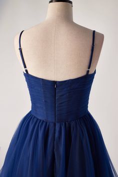 This navy blue dream is crafted in pleated tulle material, boasting a fitted bodice with spaghetti straps, an empire waistline and built-in-bra. Ready to dance the night away, this mini dress features a zip-up back and a length abover the knee! Short Princess Dress, Teal Cocktail Dress, Fancy Short Dresses, Dresses Fancy, Pleated Tulle, Mini Prom Dresses, Tulle Material, Pink Evening Dress, Tulle Homecoming Dress