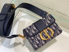 Charm - Dir Bags - 1156 A+ Excellent Quality; Contact us if you've any questions in your mind. Stylish Handbags, Evening Clutch Bag, Grade 1, Dior Bag, Evening Bags, Mini Bag, Fashion Statement, Contact Us, Fashion Bags