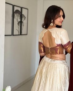 Lehenga Blouse Designs Front And Back, Blouse Design For Ghagra, Outfits From Scratch Ideas Indian, Silk Blouse Designs Indian, Silk Lehenga Choli, Backless Blouse Designs, Traditional Blouse Designs, Saree Blouse Neck Designs