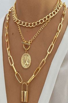 Multilayer Gold Color Chain Lock Pendant Necklace قلادات متدلية, Coin Choker, Lock Pendant, Thick Chain Necklace, Chain Lock, Bride Jewelry, Multi Layer Necklace, Chic Accessories, Jewelry Inspo