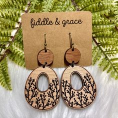 Laser Engraved Earrings, Wood Jewelery, Wood Dangle Earrings, Engraved Earrings, Laser Engraved Ideas, Hand Drawn Floral