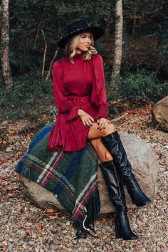 Fringe Dress With Boots, Prom Dress With Boots, Red Mini Dresses, Womens Black Jumpsuit, Boho Chic Dress, Loose Sleeves, Formal Dresses Short, Fringe Dress, Denim Mini Dress